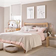 Sonoma goods for life® lagos tufted seersucker comforter set. Pink Bedroom Ideas That Can Be Pretty And Peaceful Or Punchy And Playful