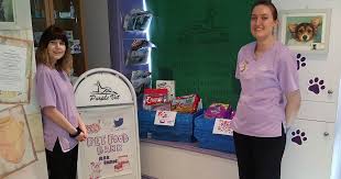 Now more than ever, given the covid 19 virus, the needs are greater than ever. Practice Starts Food Bank For Pets Vet Times