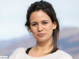 Séparée depuis 2010 de julien, le père de sa fille toni, florence foresti a retrouvé l'amour au bras de xavier maingon, un auteur et réalisateur de sept ans son cadet. Qui Est Xavier Maingon Le Compagnon De Florence Foresti Iziva Com