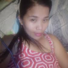 Huwag na huwag mo ikakahiya ang pagtitinda. Walang nakakahiya sa paghahanap  buhay para pamilya. Sa totoo lang nakakabilib yung madiskarte at masipag  magtinda. Yung mga pa unti unting tubo, pag pinagsama sama,