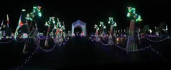 Christmas candy crush is a free easy swpeeper game to play swap and match 3 style christmas balls themed puzzle game perfect for the holidays and year round. World Of Illumination In Atlanta Ga Me And Reegs