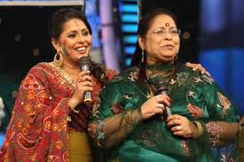 Geeta Kapoor Family Photos Father Mother Husband Age Biography Watch choreography videos and her television debut with the reality show dance geeta kapoor is a fabulous in indian classical and western style dancer. geeta kapoor family photos father