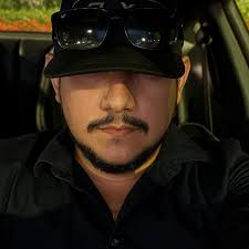 En La Moreniza platicamos con nuestros invitados sobre cómo la  Transformación está rescatando la economía desde abajo, devolviéndole al  trabajador lo que por derecho le corresponde. 🇲🇽 Por años, la estrategia  fue