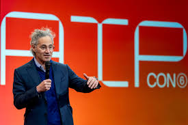 What Analysts Think of Palantir Stock Ahead of Earnings
