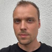 10+ "David Jareš" profiles