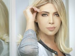 6 علامات غير عادية تكشف عن أمراض القلب قبل الإصابة بالنوبات. Ø¨Ø§Ù„ØµÙˆØ±Ø© Ù†ÙˆØ§Ù„ Ø§Ù„Ø²ØºØ¨ÙŠ Ù‚Ø¨Ù„ Ø§Ù„ØªØ¬Ù…ÙŠÙ„