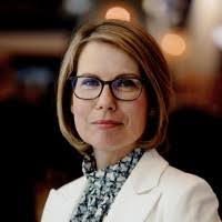 Laura Fleming's Instagram, Twitter & Facebook