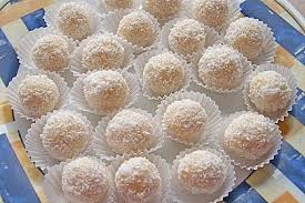 falsche raffaello von feuersalamanderweibchen chefkoch stollen rezept raffaello rezept lebensmittel essen