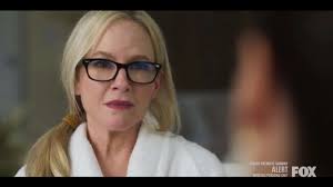 Fantasy Island: Season 2/ Episode 1 "Tara And Jessica's High School  Reunion; Cat Lady" (Premiere)