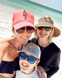 The most amazing person I know! Everyone loves her and I'm so thankful  she's mine! To the best mom, Giggy, friend. She is always by my side,  picking me up, lending a