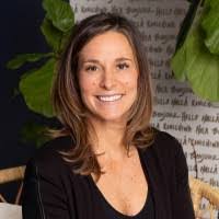 Rebecca Pahl's Instagram, Twitter & Facebook