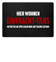 Sportgemeinde eintracht oder kurz sge) ist ein eingetragener sportverein in frankfurt am main. Hier Wohnen Eintracht Fans Eintracht Eintracht Frankfurt Logo Eintracht Frankfurt