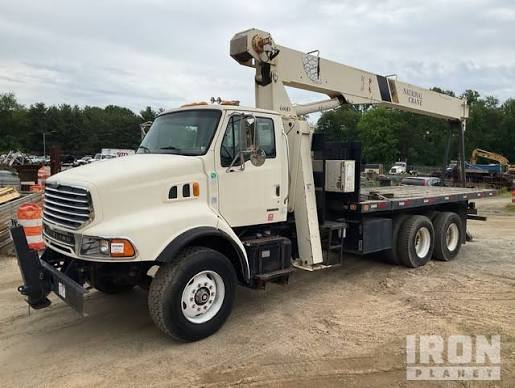 National Series 600D Boom Truck Crane