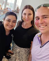 Mansi Gulati and Narelle Glynn are two legendary Accor leaders that you  must connect with over LinkedIn ✌️♥️✈️ Loved seeing them yesterday at  Novotel & ibis Sydney Darling Harbour 💡 🥂 #novotel #