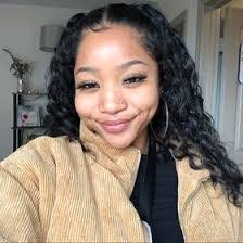 Jasmin Roberson's Instagram, Twitter & Facebook