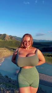 @BoobioosAs video Tweet