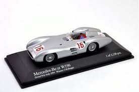 Minichamps 432543016 Mercedes Benz W196 16 Juan Manuel Fangio 1st Pl Grand Prix Italy F1 World Champion 1954 Mercedes Benz Mercedes Benz