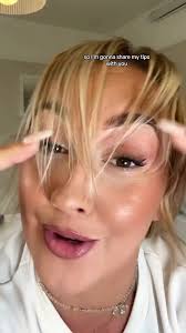 No wonder Xtra Large Bombshell Volumizer keeps going viral! This volumizer  gives flat hair big, sexy, glossy volume without drying it out! ,  Alcohol-Free. Salt-Free. 🏃‍♀️