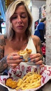 Brittany Meacham's Instagram, Twitter & Facebook