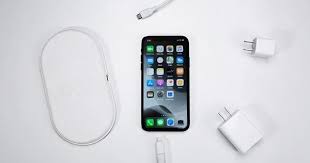 When your iphone is on, you can tell if it's charging by looking at the battery icon in the upper right corner. Everything You Need To Know About Fast Charging Your Iphone Pitaka