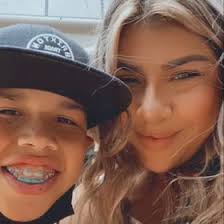 Arelys Ramirez's Instagram, Twitter & Facebook