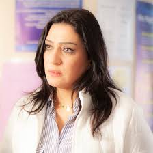 أنا ومامتى شاهد وفاء صادق فى طفولتها مع والدتها الفنانة أسمهان توفيق اليوم السابع