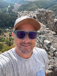 Birth month day of 12-05 (Sorted by Popularity Ascending)