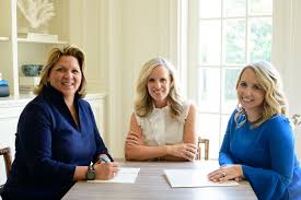 Learn the roles of each member of a restaurant's staff, and which skills to look for in your hiring. Introducing Park Cities At Home Professional Home Staffing Alicia Wood Lifestyle