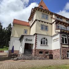 Im herzen von oberhof gelegenes familiär geführtes hotel mit gästezimmern im landhausstil, restaurant, wintergarten, cafe und loungebereich. Vergissmeinnicht Oberhof Speisekarte