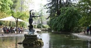 Le Jardin Des Doms Site Officiel De L Office De Tourisme De La Ville D Avignon Places To Go Places France