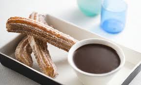 Informati su come preparare questo piatto tipico di comunità di madrid. Churros La Ricetta Semplice Del Buonissimo Dolce Spagnolo Leitv