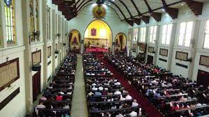Silahkan lihat jadwal tayang dibawah: Misa Minggu Palma Katedral Surabaya Diikuti Ribuan Umat Katolik Suara Surabaya