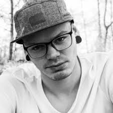 Stream Calvin Bacon music