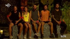 Survivor yeni takımları, yarışmanın 10 haziran çarşamba akşamı ekranlara gelen 103. Survivor Da Yeni Takimlar Belli Oldu