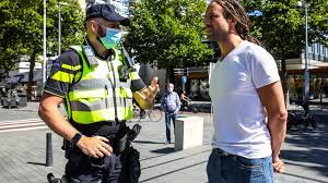 Explore tweets of stop actiegroep @viruswaanzin @sviruswaanzin on twitter. Willem Engel Vergelijkt Coronabeleid Met Jodenvervolging Rijnmond