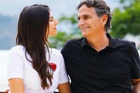 Remember to subscribe#formula1#f1copyright disclaimer under section 107 of the copyright act of 1976, allowance is made for fair use for purposes such as c. Kelly Piquet Bio Career Family Husband Children Wiki Ecelebrityspy