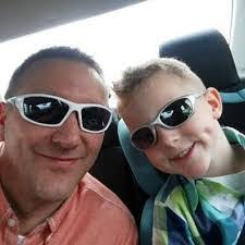 Bruce Steinmetz's Instagram, Twitter & Facebook