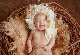It is important to find an easy and meaningful last name for your newborn in this article, we have 20 easily pronounced last names that start with v. Top 50 Baby Boy Girl Names That Mean Miracle