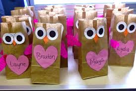 Make For V Day To Hold Cards Valentines Day Bags Valentine Crafts For Kids Kindergarten Valentines