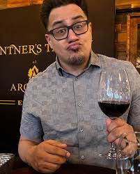 Richard Elizalde's Instagram, Twitter & Facebook