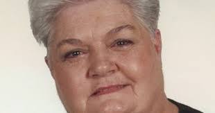 Kathy Chisum's Instagram, Twitter & Facebook