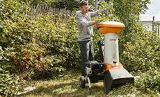 This skid steer mulcher reduces trees and brush to mulch in a matter of seconds, allowing one operator to clear large areas of land efficiently and safely. Garden Shredders Stihl