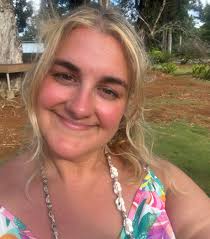 Kendall Bowles (@chosentoroam)