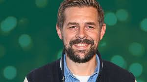 Mit dieser frau ist der entertainer glücklich! Weihnachten 2020 Videochat Mit Klaas Heufer Umlauf Gewinnen Stern De