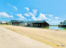 58 Kingfisher Street, Port O'connor, TX 77982