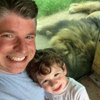 Randy Feucht's Instagram, Twitter & Facebook