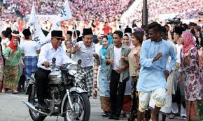 Korang ada ke sambut macam diorang ni? Sambutan Hari Merdeka Imbau Detik 1957