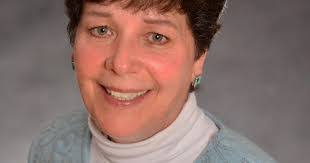 Penny Bennett's Instagram, Twitter & Facebook