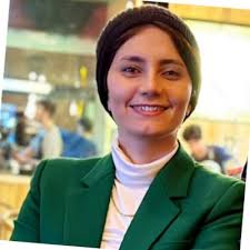 I successfully defended my doctoral dissertation: “ Social Media and Talent  Development: Influencing Factors