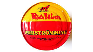 Surströmming wordt in kleine vissersdorpen aan de hoge kust geproduceerd, van hållnäshalvö bij gävle in het zuiden tot kalix in het noorden. Surstromming Von Roda Ulven So Schlimm Schmeckt Er Wirklich Chip